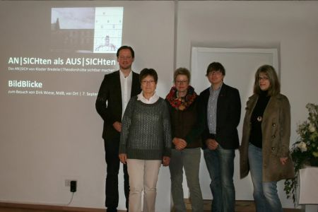 Dirk Wiese (links) mit Vorstandsmitgliedern Luzia Stuhldreier, Anna Degenhardt, Benedikt Klaucke, Astrid Bodenhausen